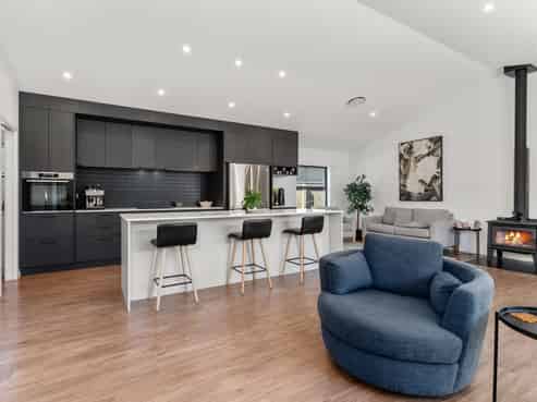 53 Marine Corps Drive, Masterton