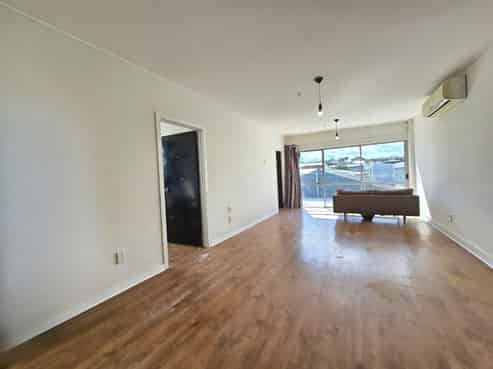 Morning side office/ live and work space