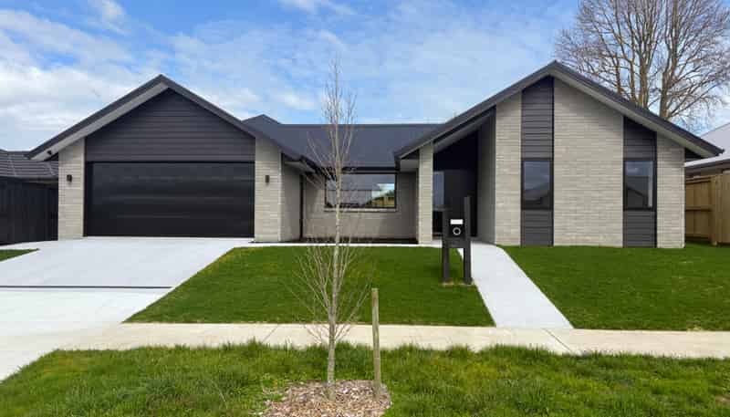 1 Hauhake Terrace, Cambridge