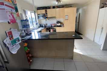 88 Robert Skelton Place, Clendon Park