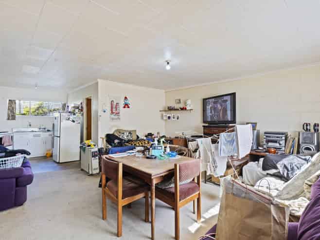 30 Standish Street, Inglewood