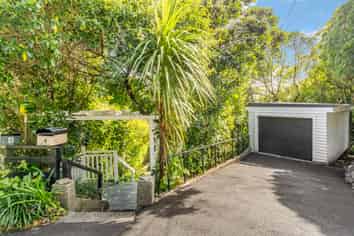 4 Hurman Street, Karori
