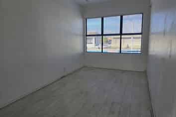 First Floor office or small retail space in heart