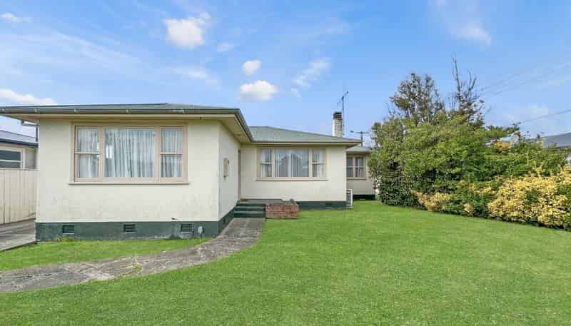 339 Botanical Road, West End