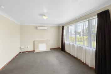 339 Botanical Road, West End