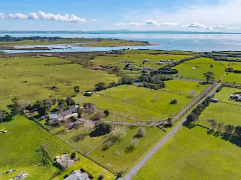 63 Whatapaka Road, Karaka