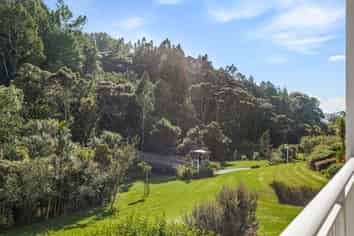 90 Eaves Bush Parade, Orewa