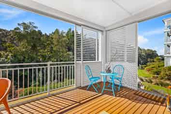 90 Eaves Bush Parade, Orewa