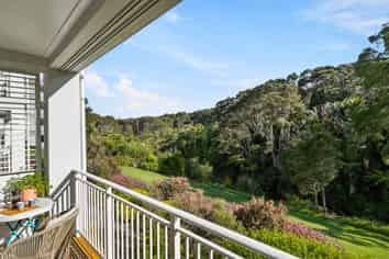 90 Eaves Bush Parade, Orewa