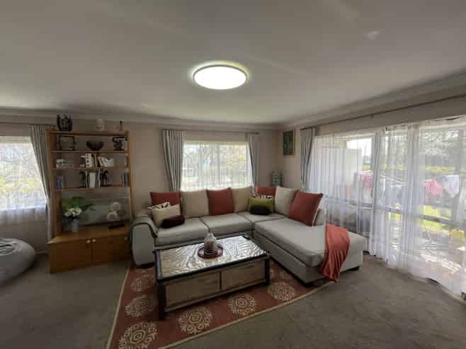 1/12 Duke Street, Papakura