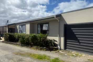 782B Papamoa Beach Road, Papamoa