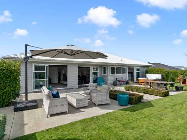 4 Mervyn Brown Place, Solway