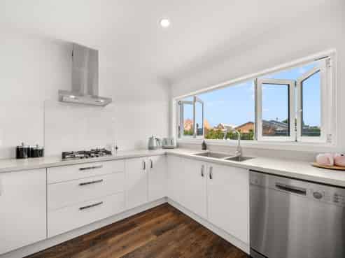 4 Mervyn Brown Place, Solway