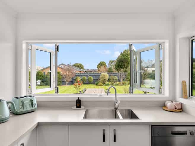 4 Mervyn Brown Place, Solway