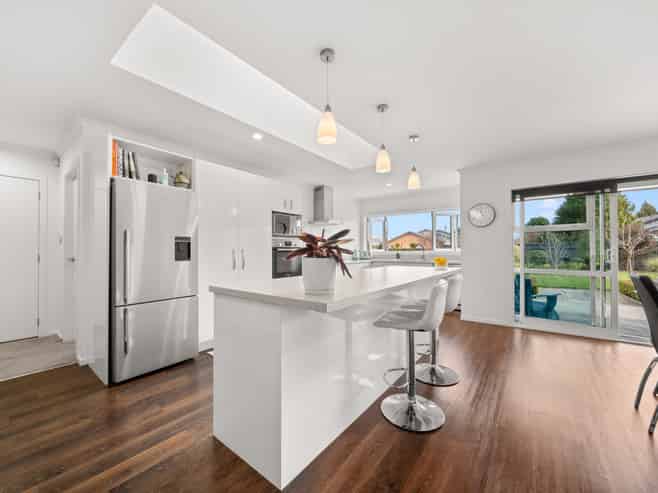 4 Mervyn Brown Place, Solway