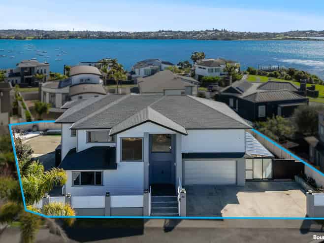 41 Compass Point Way, Half Moon Bay