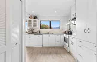 10A Surrey Road, Richmond