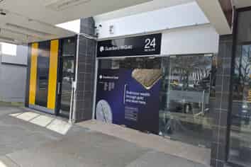 NEW LYNN OFFICE/RETAIL