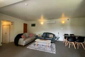 16 Ascot Avenue, Kamo