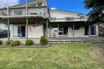 16 Ascot Avenue, Kamo