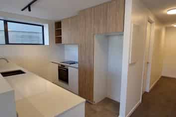 1/67 Tiketike Way, Brooklyn