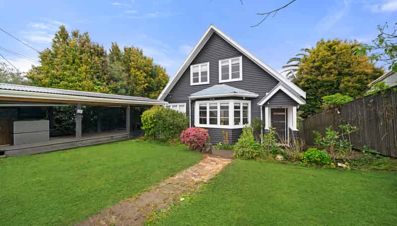 121 Fairview Avenue, Fairview Heights