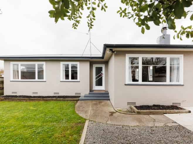 20 Pharazyn Street, Feilding