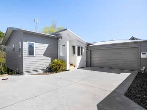 10A Mabian Crescent, Deanwell