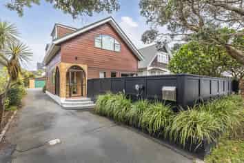 30 Burnham Street, Seatoun