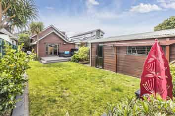 30 Burnham Street, Seatoun