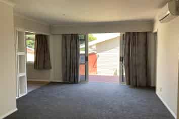 110 Rifle Range Road, Dinsdale