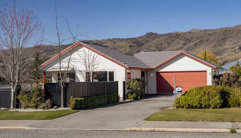 38 Antrim Street, Cromwell
