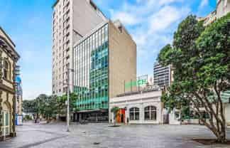 Full floor office in Downtown