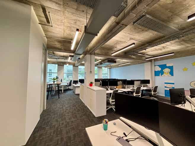 Full floor office in Downtown