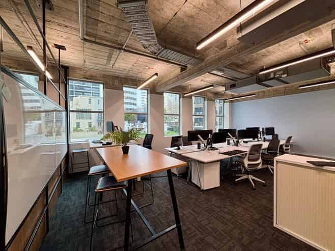 Full floor office in Downtown