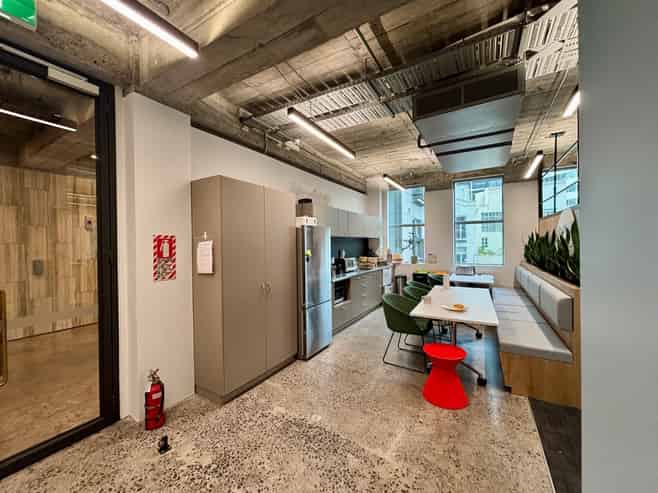 Full floor office in Downtown