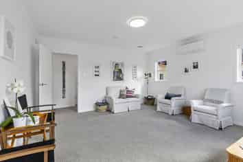 45 The Drive, Tawa