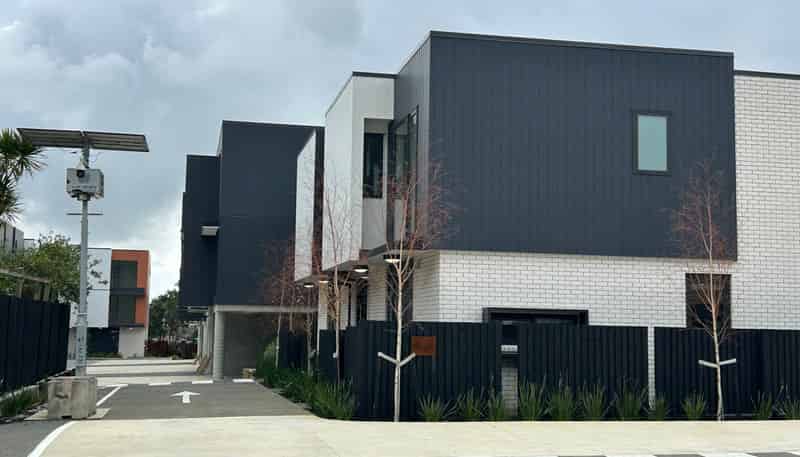 5/3 Treasure Lane, Te Atatu South