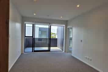 5/3 Treasure Lane, Te Atatu South