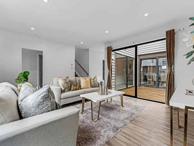 12 Artemis  Way, Flat Bush