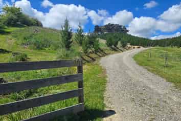 201 Admiral Road, Carterton