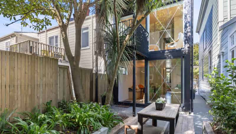 108 Aro Street, Aro Valley