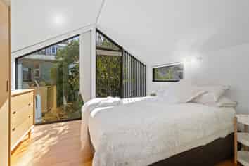 108 Aro Street, Aro Valley