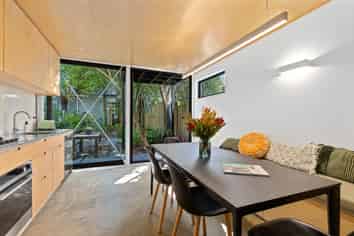 108 Aro Street, Aro Valley