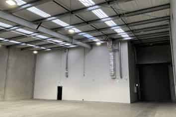 548sq m Central City Warehouse with Office