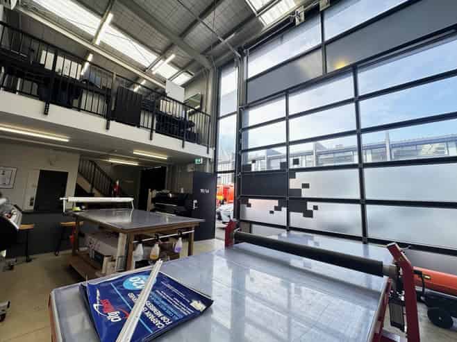 RARE VACANCY - WAREHOUSE / SHOWROOM WITH POWER
