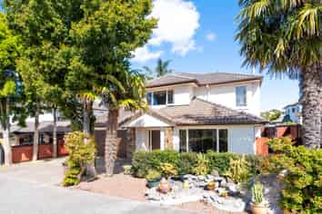 83 Wayne Francis Drive, Flat Bush