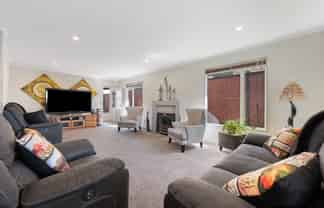 83 Wayne Francis Drive, Flat Bush