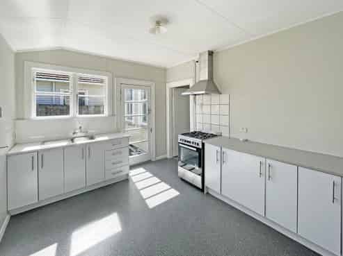 430 Jackson Street, Petone