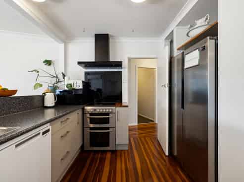 21 MacDonald Road, Glenview